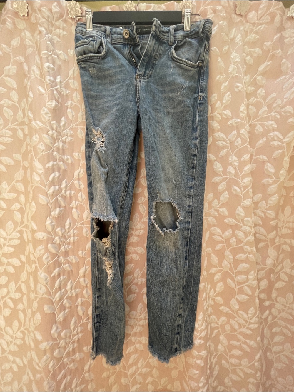 Zara Blue Distressed Women's Slim Jeans